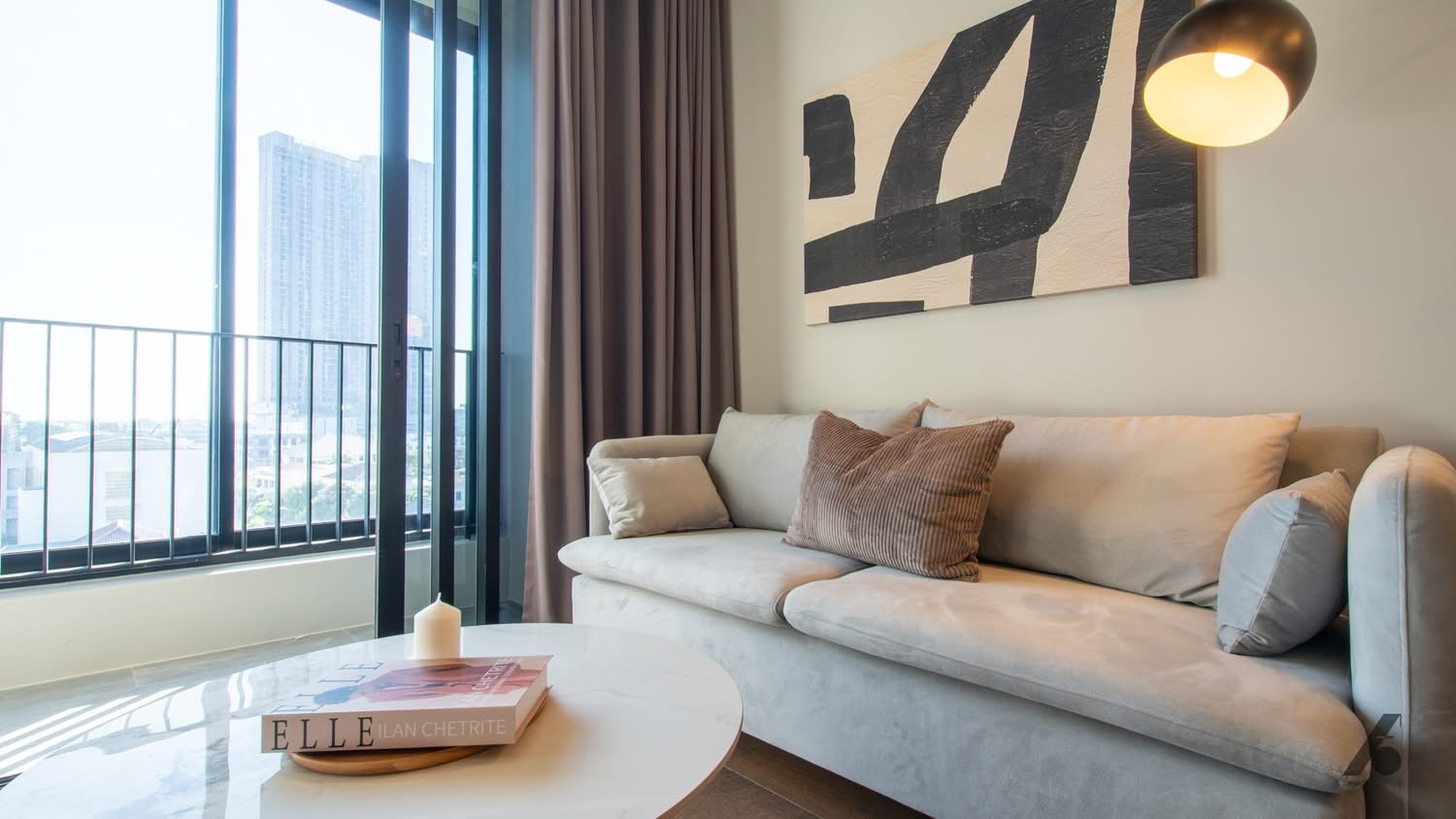 Ideo Q sukhumvit 36 - Image 1